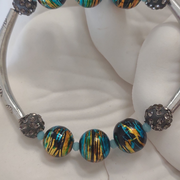 Handmade beads bracelet. - Picture 5 of 7